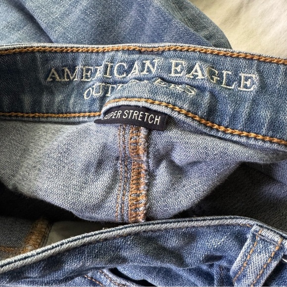 American Eagle Women's Distressed High Rise Jeggings Size 10 Regular - Picture 7 of 9